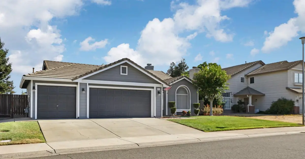 953 Lake Canyon Avenue, Galt, CA 95632 - #1