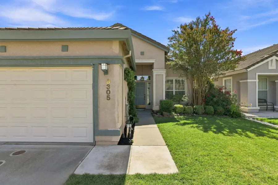 9305 Rose Parade Way, Sacramento, CA 95826 - #2