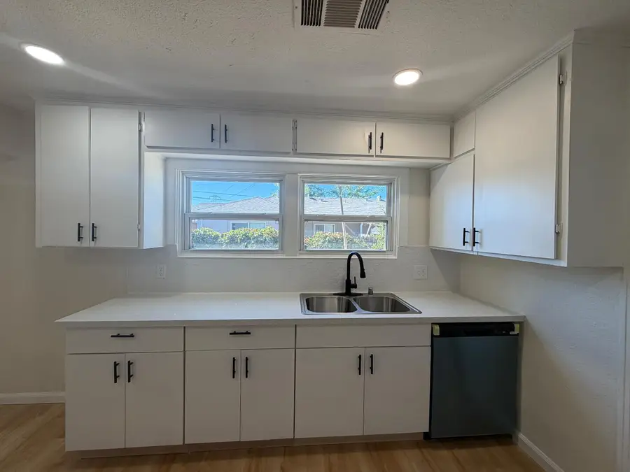 2665 Princeton Street, Sacramento, CA 95815 - #3