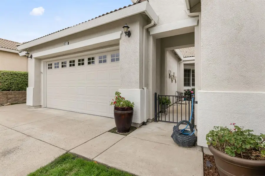 8721 Snow Fall Way, El Dorado Hills, CA 95762 - #3
