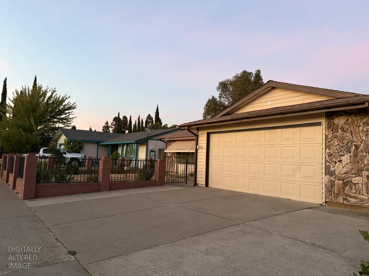 8541 Sunrise Woods Way, Sacramento, CA 95828 - #1