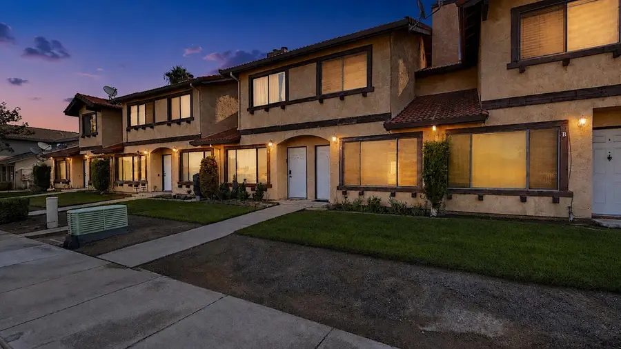 1501 Racquet Club Drive #C, Los Banos, CA 93635 - #2