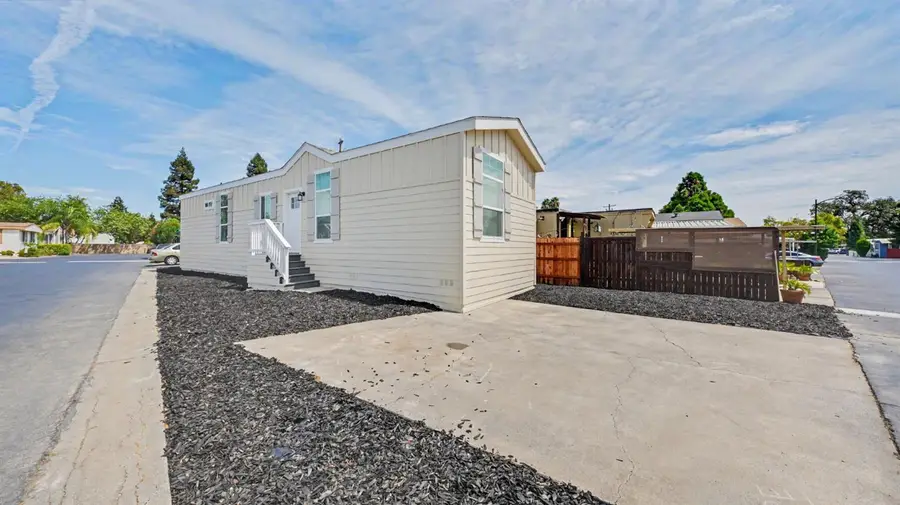 907 Bourn #258, Woodland, CA 95776 - #2