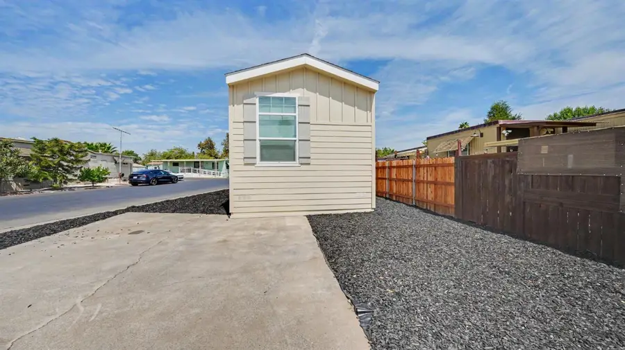 907 Bourn #258, Woodland, CA 95776 - #3