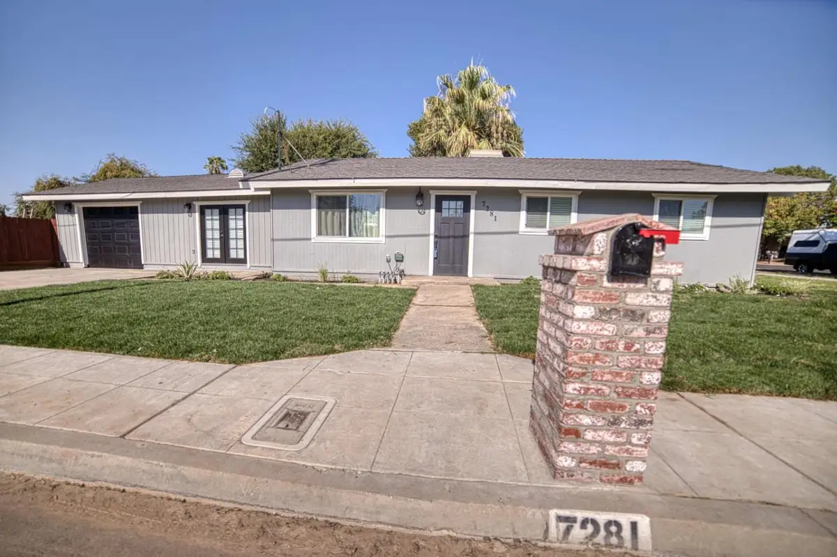 7281 N College Avenue, Pinedale, CA 93650 - #1