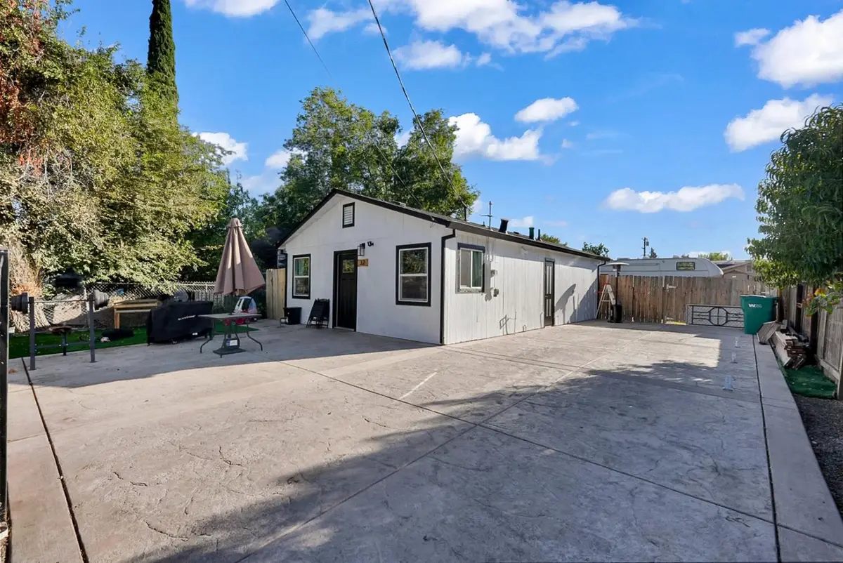 32 S Anthony Avenue, Stockton, CA 95215 - #1