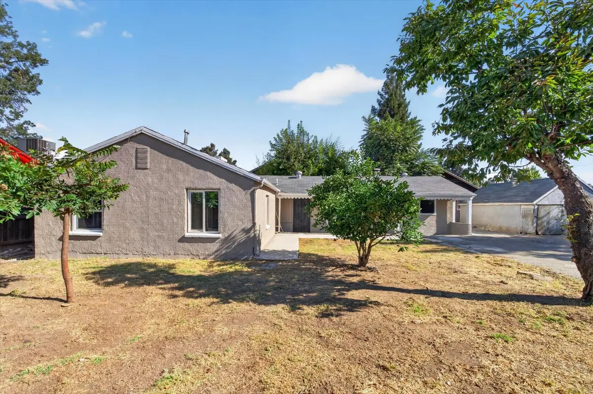 1111 El Vecino Avenue, Modesto, CA 95350 - #1
