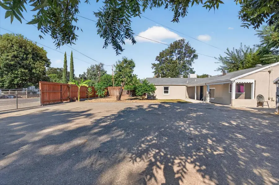 1111 El Vecino Avenue, Modesto, CA 95350 - #3
