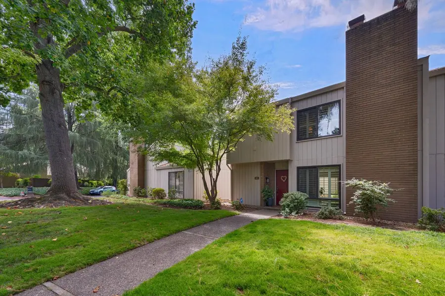 802 Dunbarton Circle, Sacramento, CA 95825 - #2