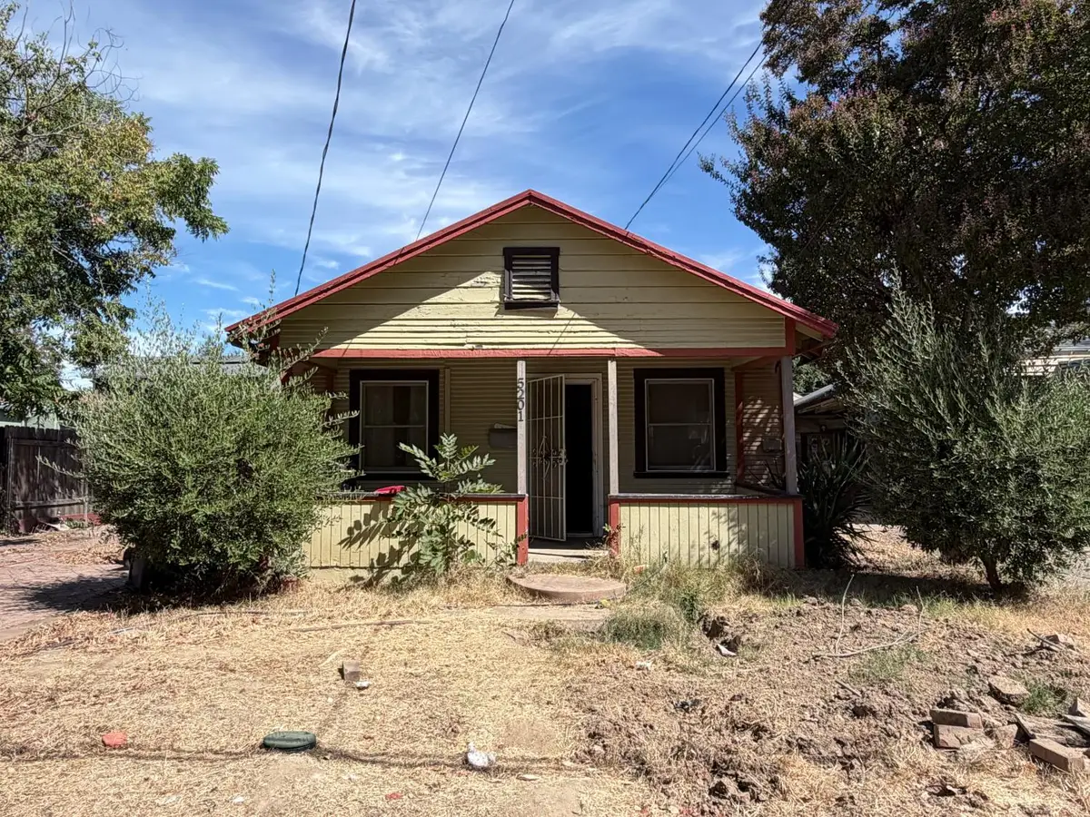 5201 9th Avenue, Sacramento, CA 95820 - #1