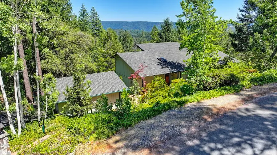 277 Sunnyside Drive, Colfax, CA 95713 - #2
