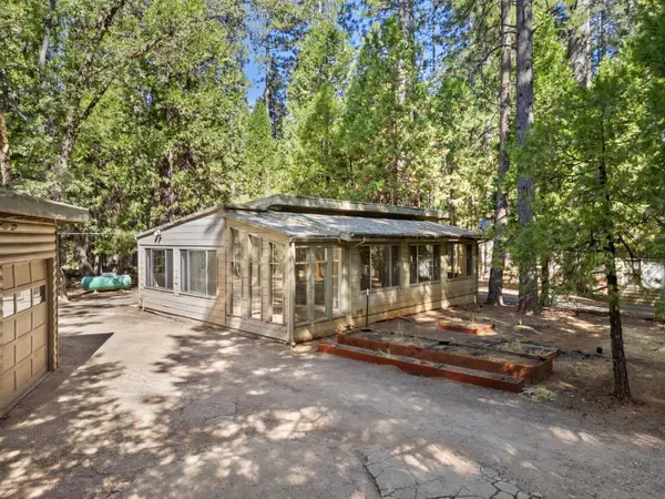 1920 Airacobra Avenue, Arnold, CA 95223