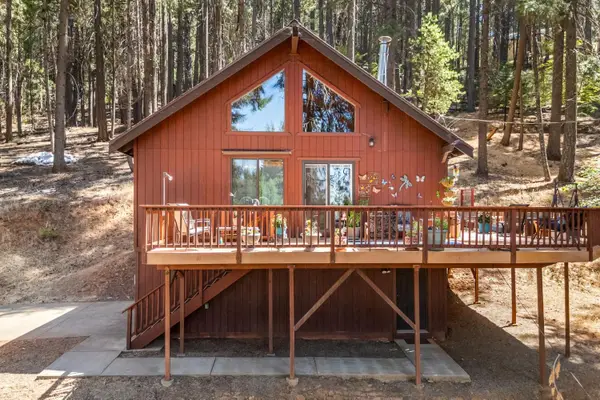 5299 Sierra Springs Drive, Pollock Pines, CA 95726