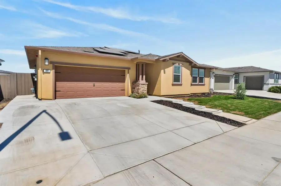 983 Amador Avenue, Galt, CA 95632 - #2