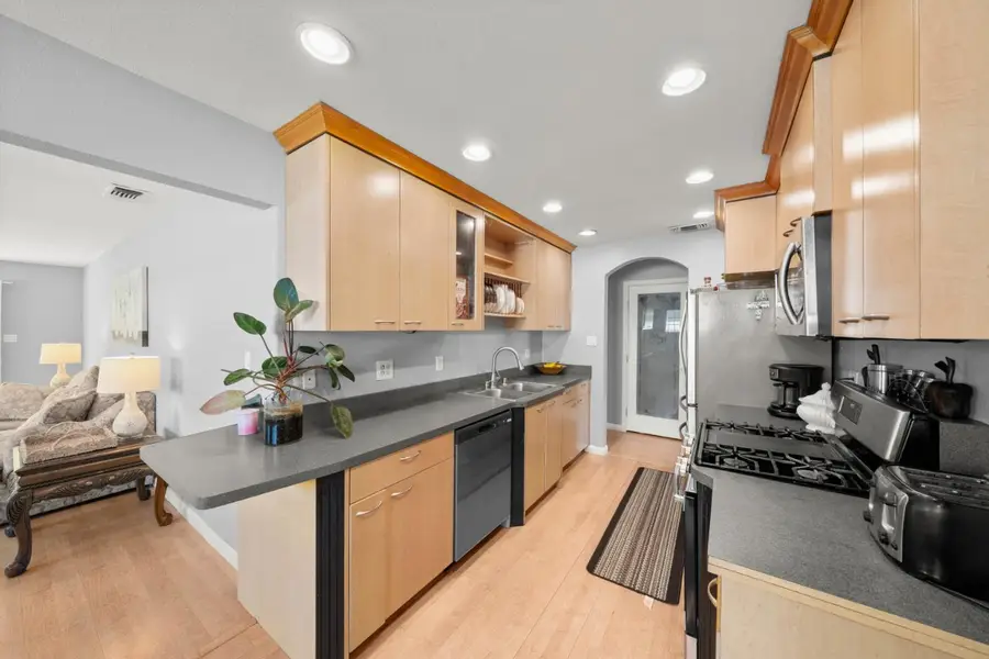 112 W Withington Avenue, Rio Linda, CA 95673 - #3