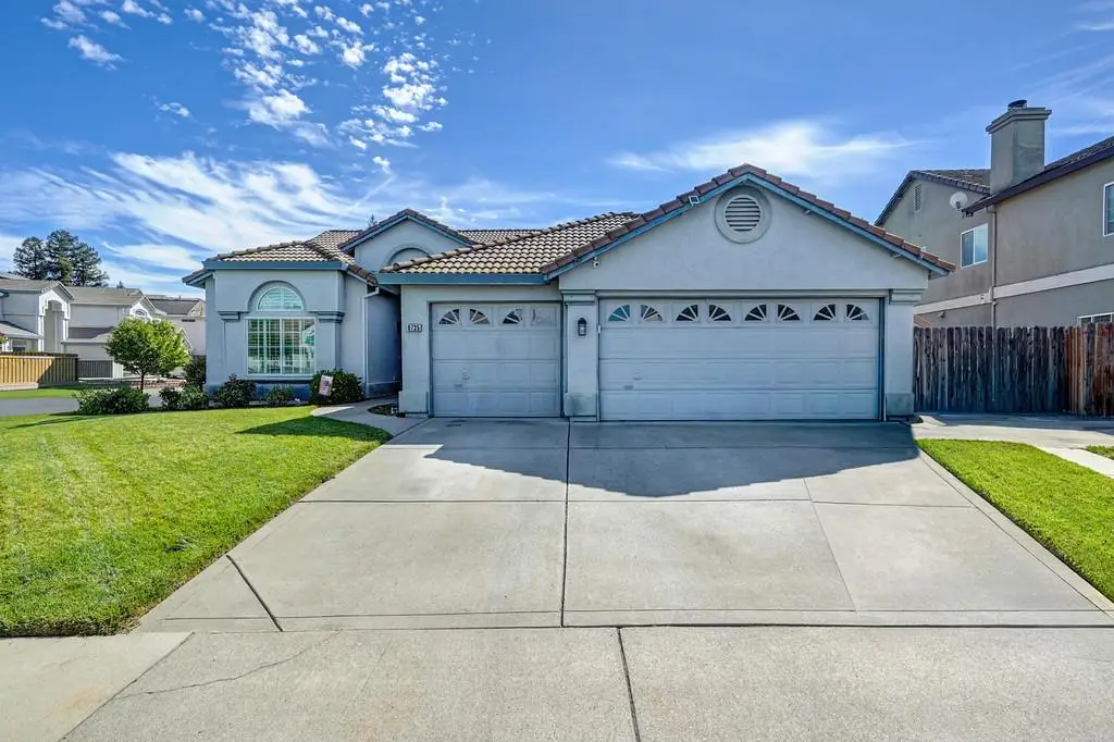 8735 Freesia Drive, Elk Grove, CA 95624 - #1