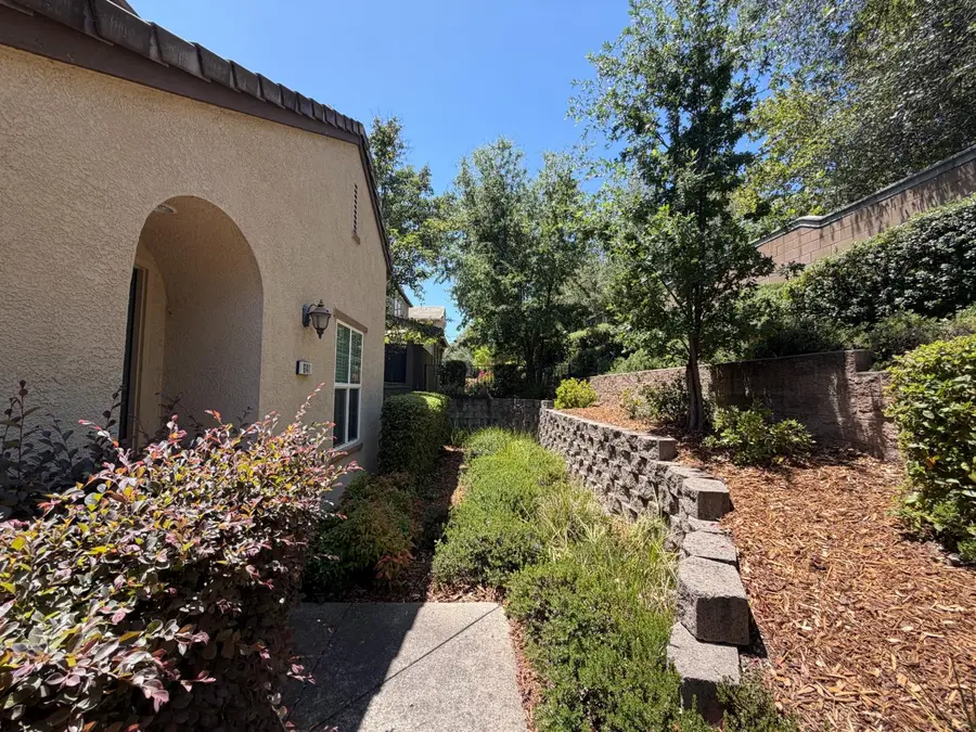 6141 Passiflora Lane, Orangevale, CA 95662 - #2