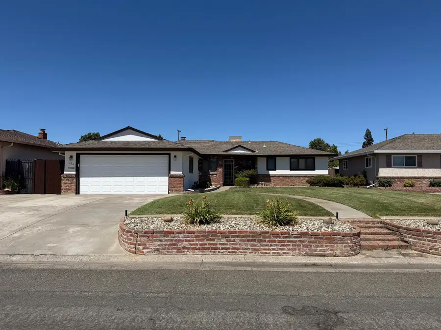 7811 Lorin Avenue, Sacramento, CA 95828 - #2