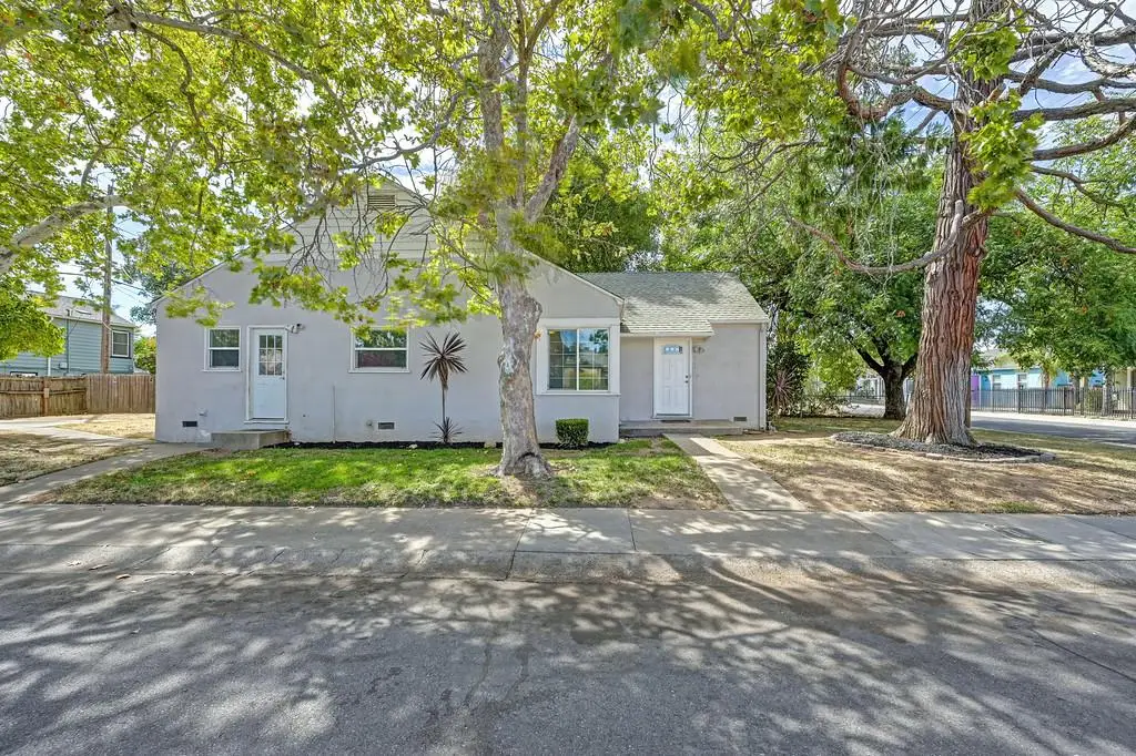 3896 12th Avenue, Sacramento, CA 95817 - #1