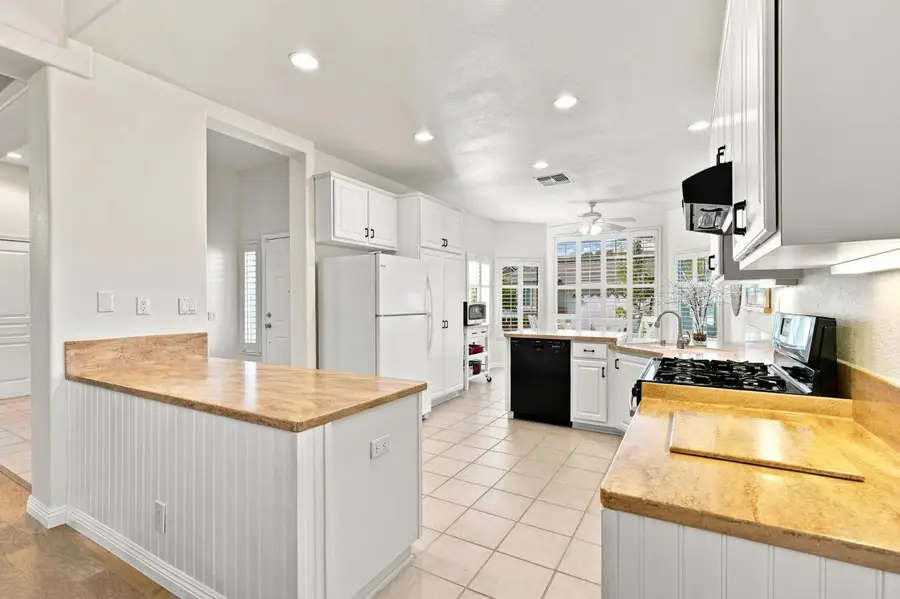 710 Diamond Glen Circle, Folsom, CA 95630 - #3