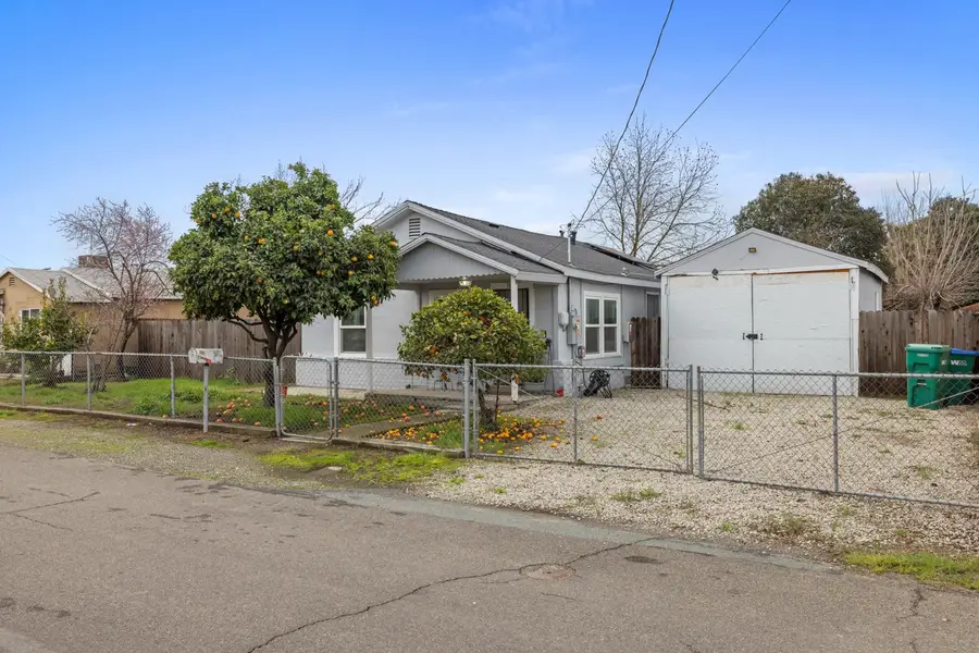 1551 Chronicle Avenue, Stockton, CA 95205 - #2