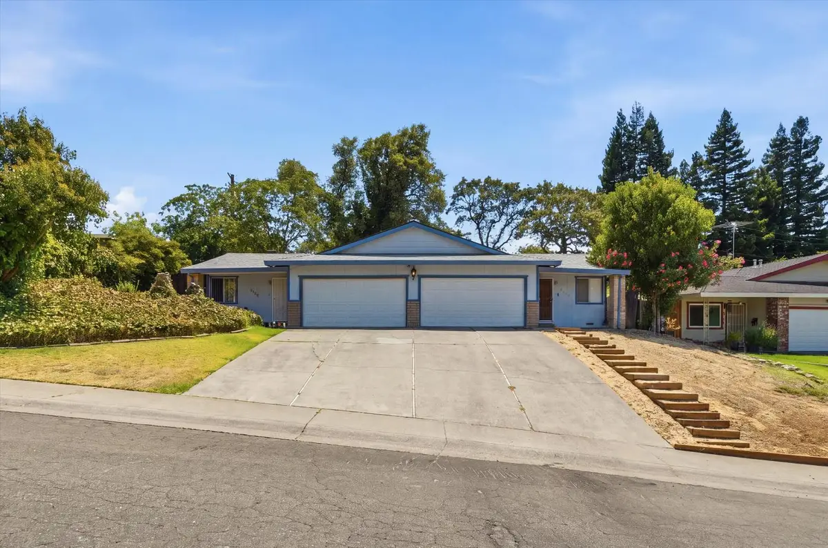 6104 Oakgreen Circle, Carmichael, CA 95608 - #1