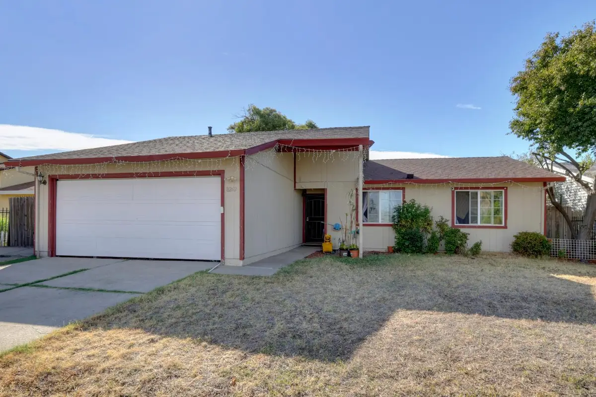 8262 Lockborne Drive, Sacramento, CA 95823 - #1