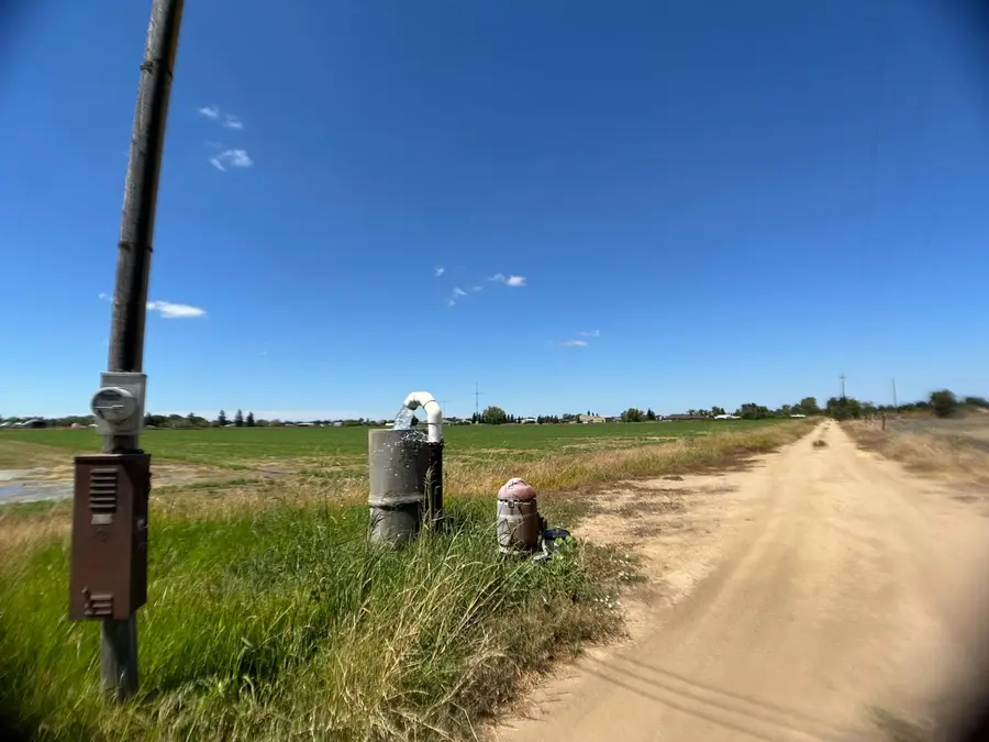 10183 Pringle Avenue, Galt, CA 95632 - #2