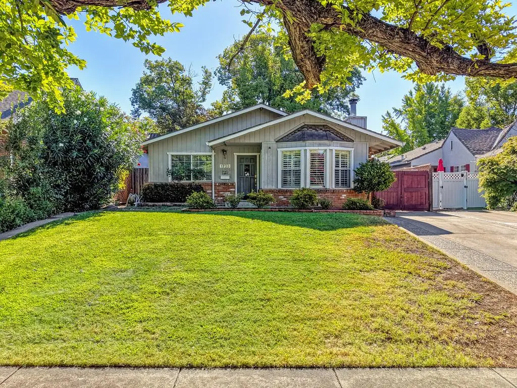 1733 38th Street, Sacramento, CA 95816 - #1