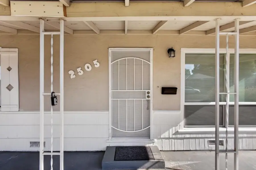 2505 23rd Avenue, Sacramento, CA 95820 - #2