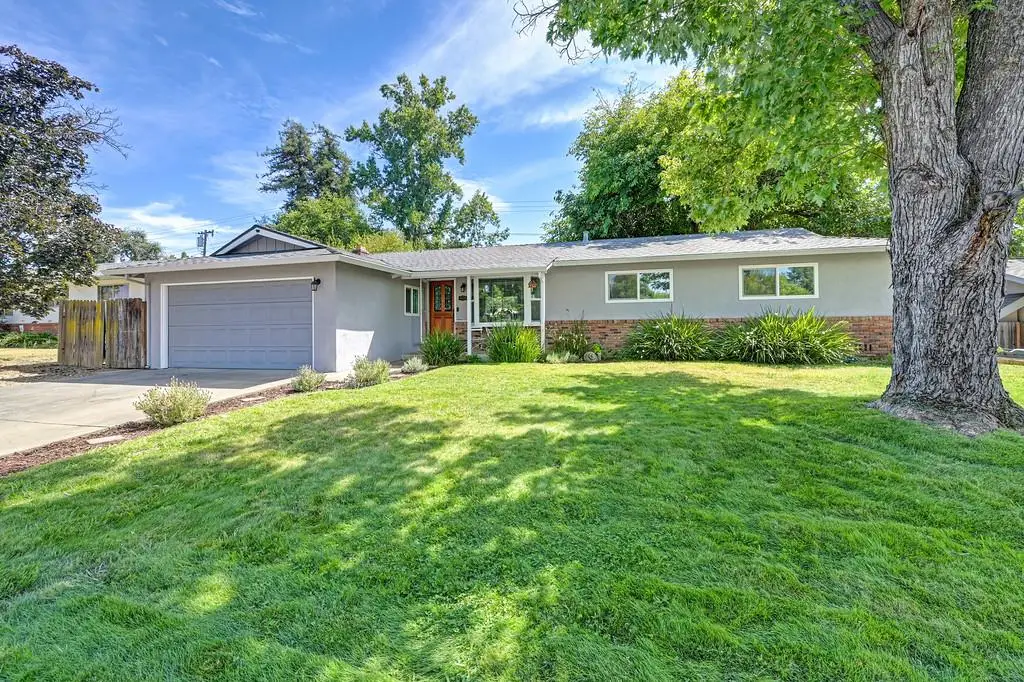 8630 Fairmont Way, Fair Oaks, CA 95628 - #1