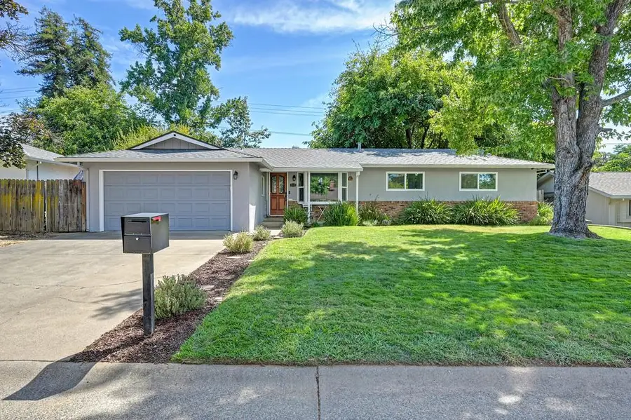 8630 Fairmont Way, Fair Oaks, CA 95628 - #2