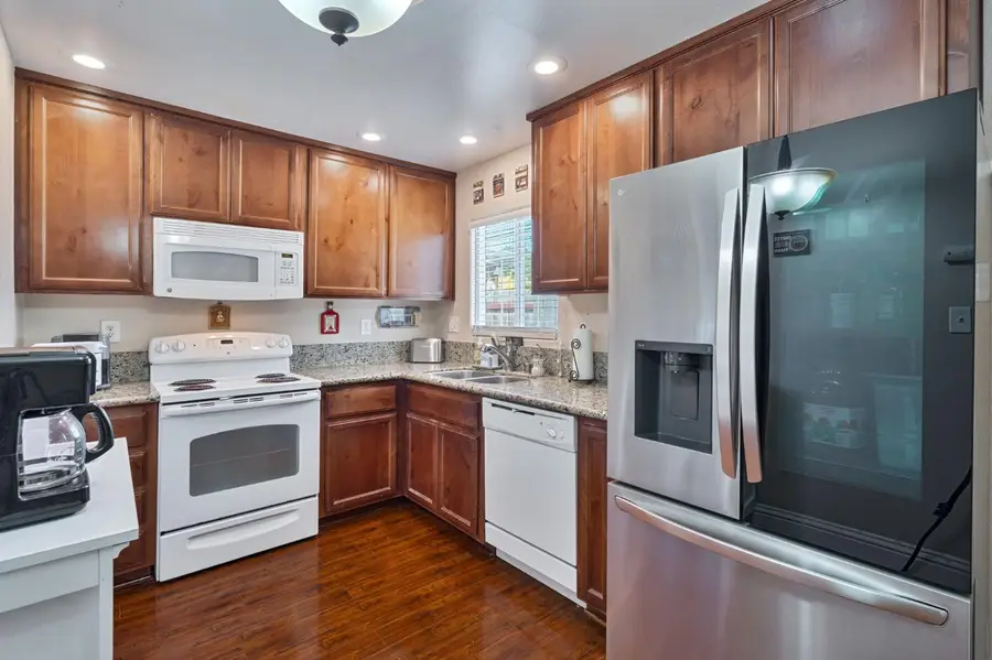 5391 Standish Road, Sacramento, CA 95820 - #3