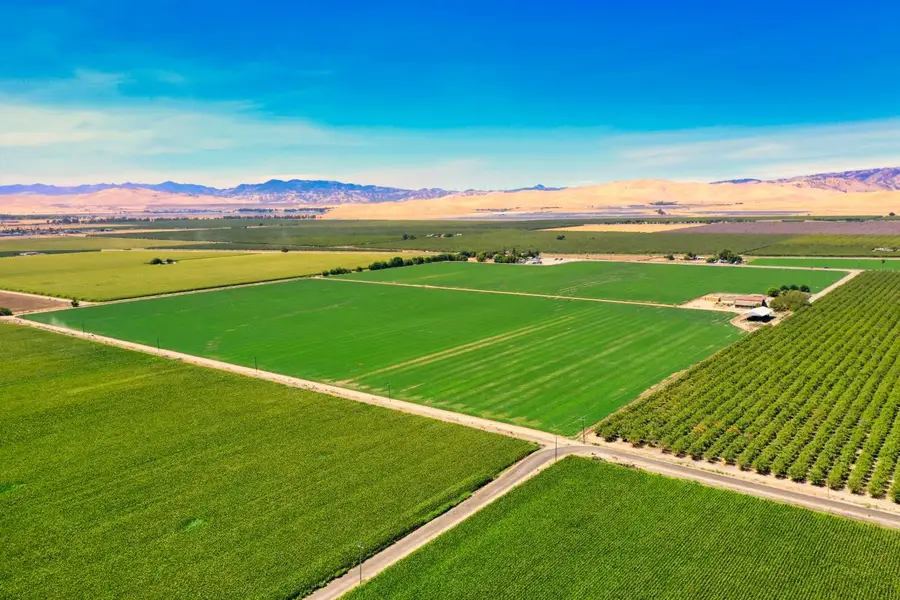 10626 State Highway 33, Gustine, CA 95322 - #3