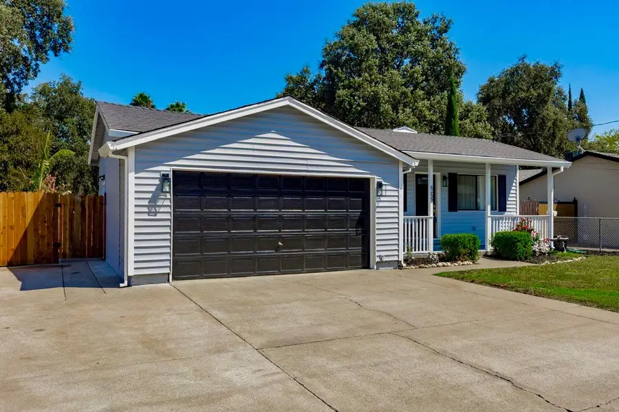 509 E Street, Roseville, CA 95678 - #3