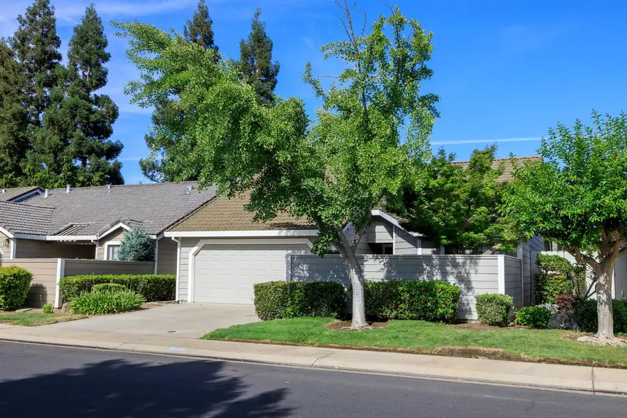 3609 Thomas More Way, Modesto, CA 95356 - #3