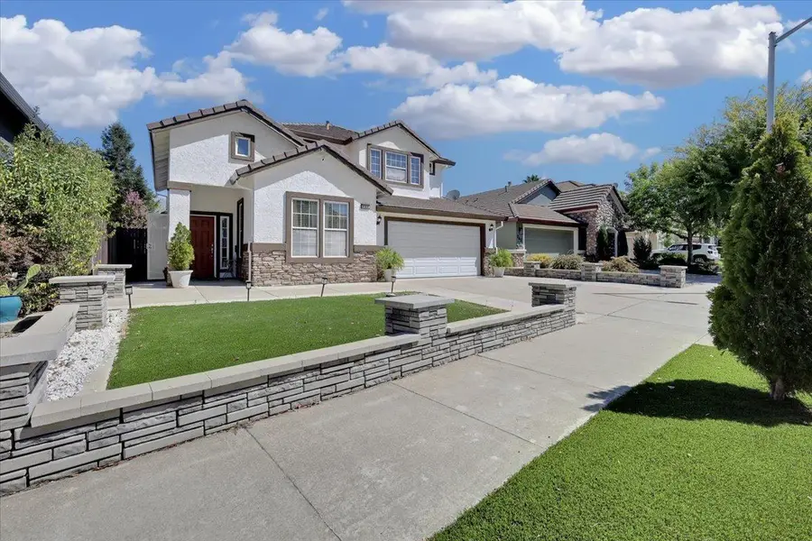 233 Morgan, Roseville, CA 95678 - #2