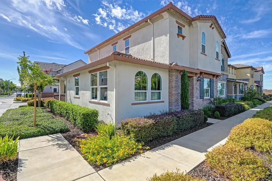 10817 Portico Circle, Rancho Cordova, CA 95670 - #3