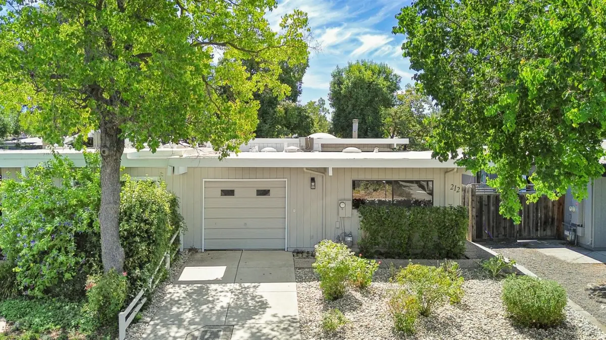 212 Luz Place, Davis, CA 95616 - #1