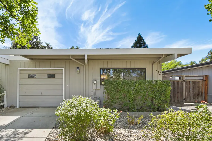212 Luz Place, Davis, CA 95616 - #2