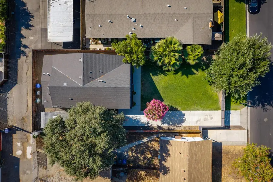 518 Johnson Street, Modesto, CA 95354 - #2