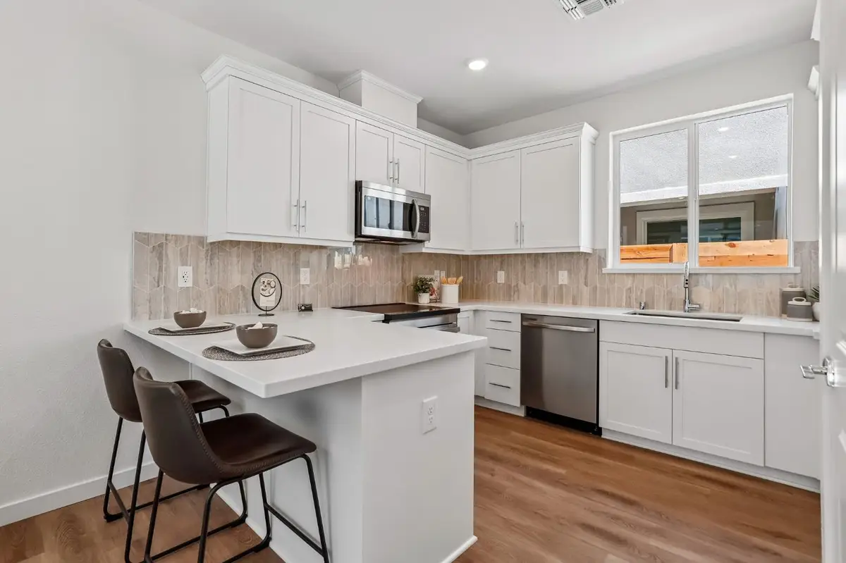 6409 Ventris Walk, Sacramento, CA 95823 - #1