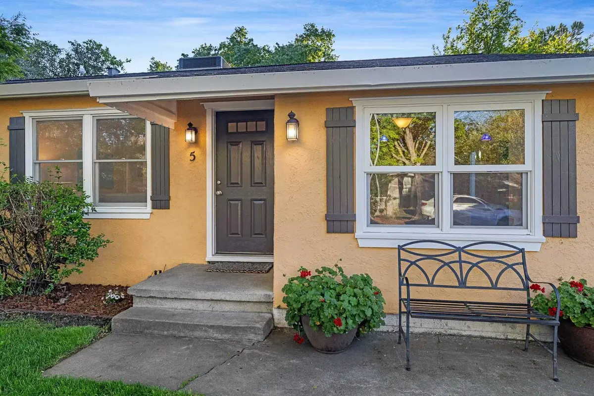 5 Simmons Way, Davis, CA 95616 - #1
