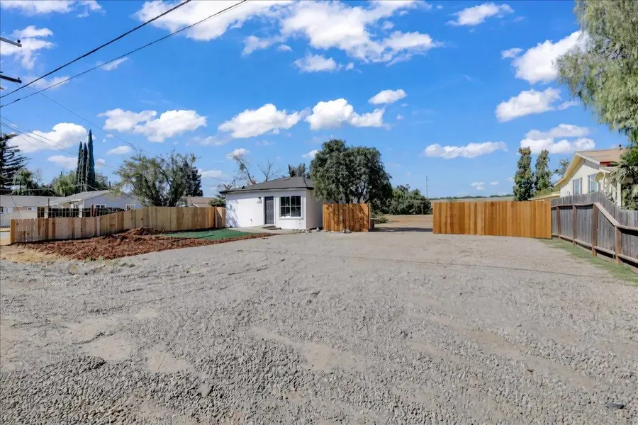 5486 Feather River Boulevard, Linda, CA 95961 - #3