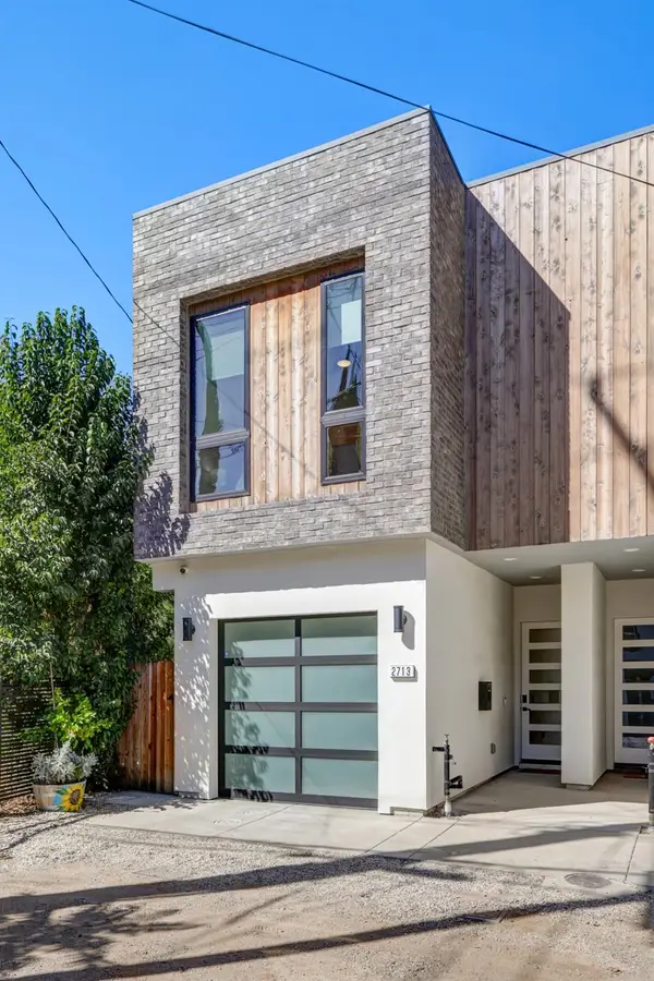 2713 Democracy Alley, Sacramento, CA 95816
