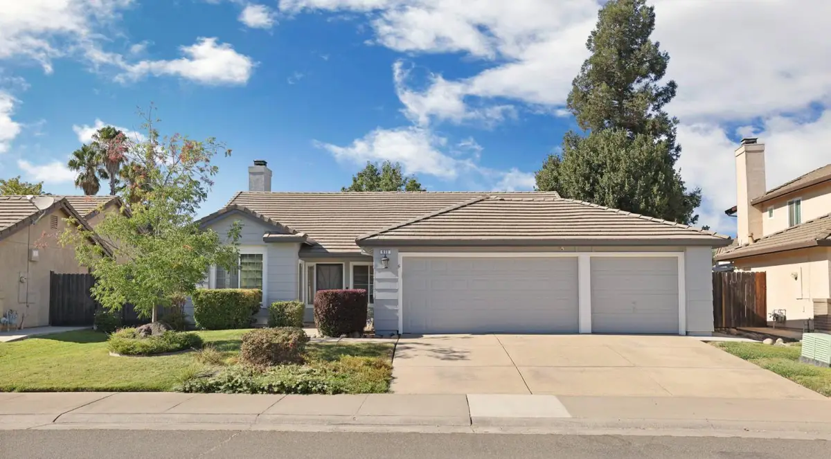 933 Lake Canyon Avenue, Galt, CA 95632 - #1