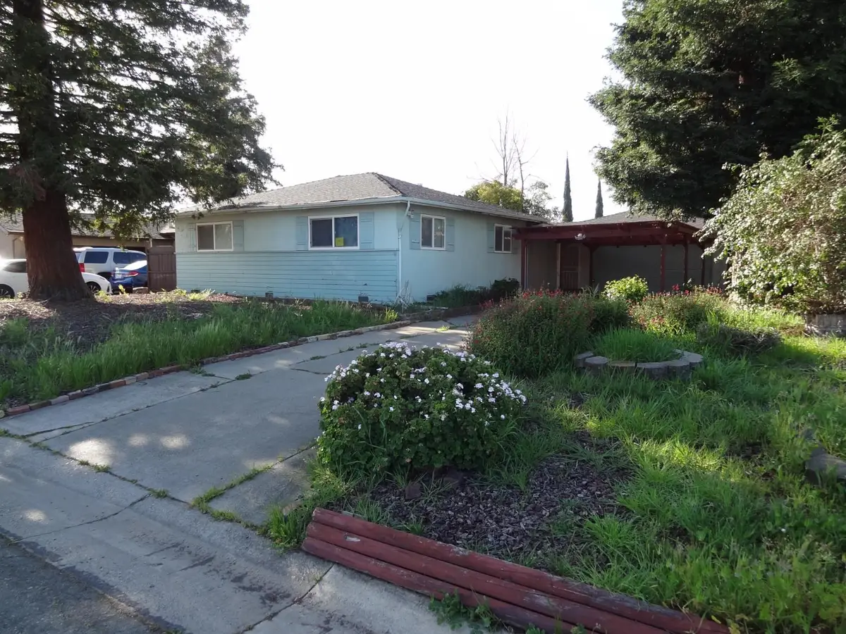 7910 Lorin Avenue, Sacramento, CA 95828 - #1