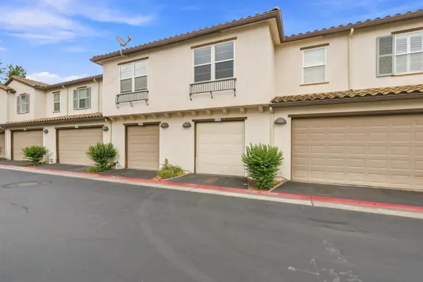 8298 Crystal Walk Circle #5, Elk Grove, CA 95758