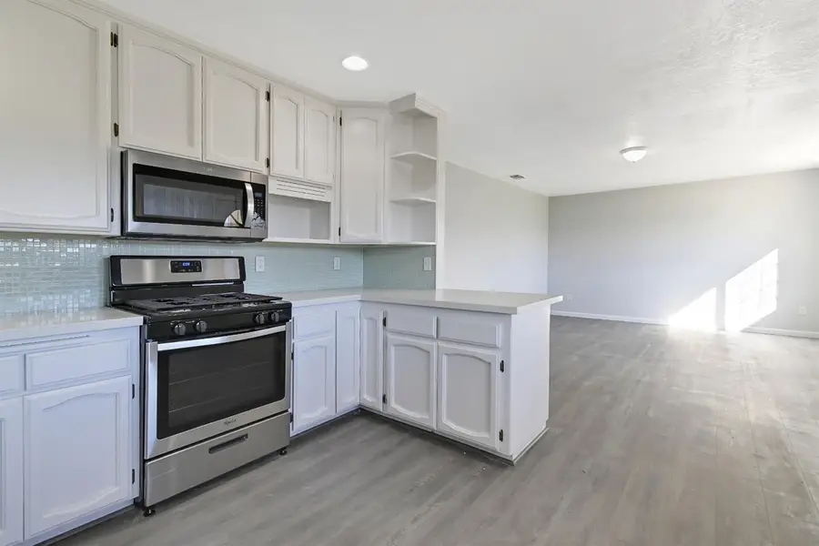 4330 Evelyn Drive, Olivehurst, CA 95961 - #3