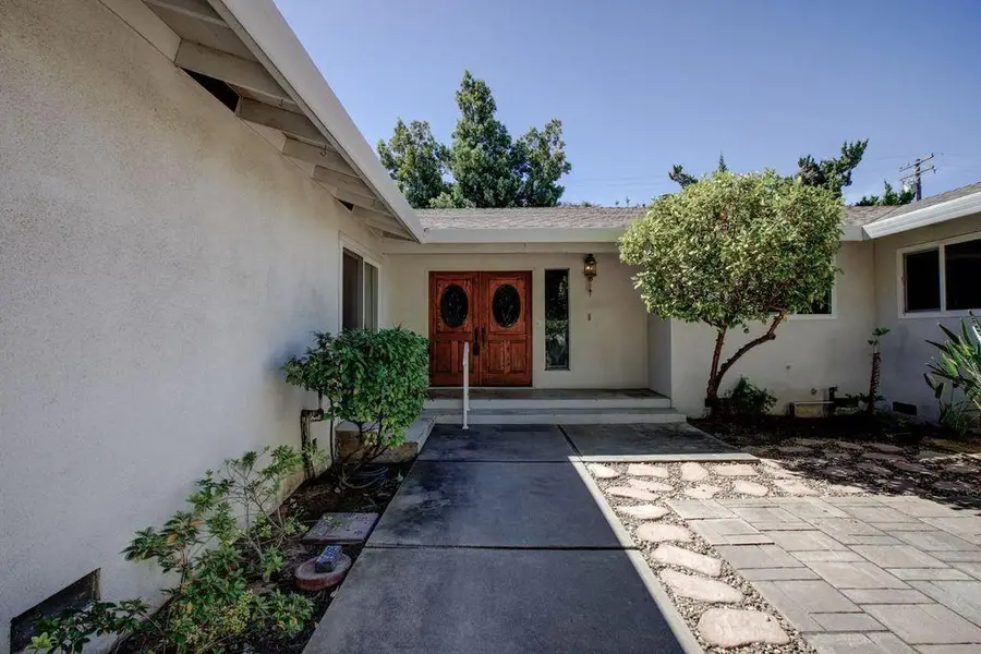 705 Leytonstone Avenue, Modesto, CA 95355 - #2